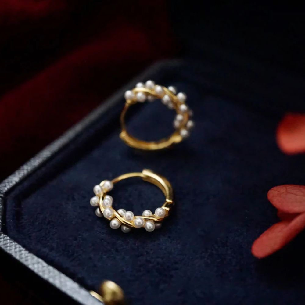 ALEXANDRIA | TWISTED PEARL EARRINGS (PAIR)