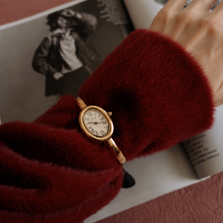 CHELSEA | Elegant Gold Bangle Watch for Women | Minimalist Bracelet Watch