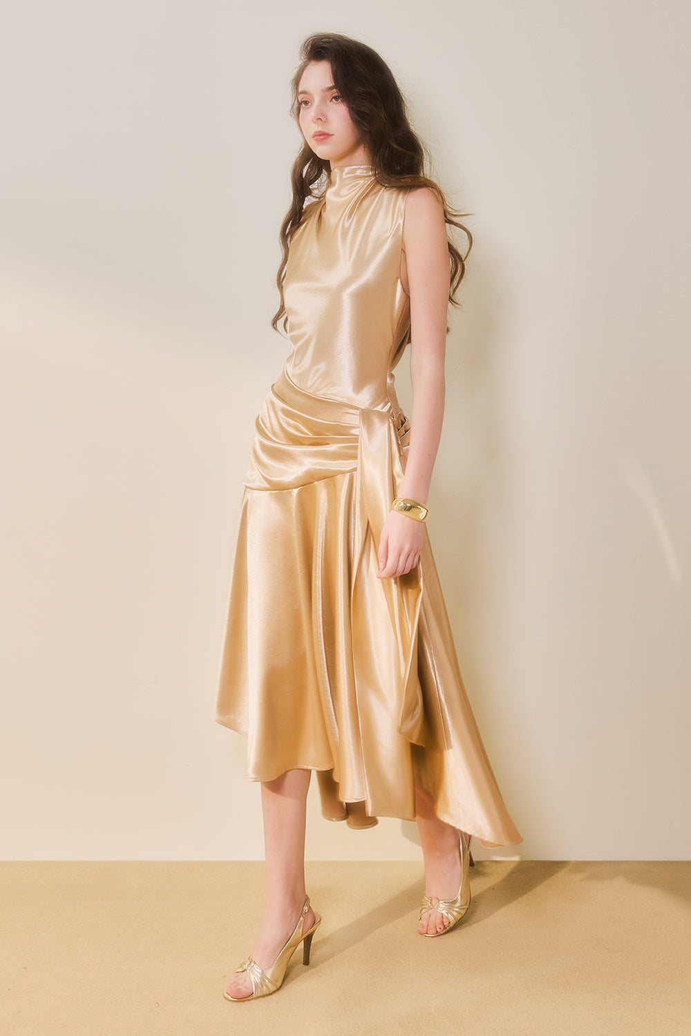 JENNIFER | V-Neck Midi Dress