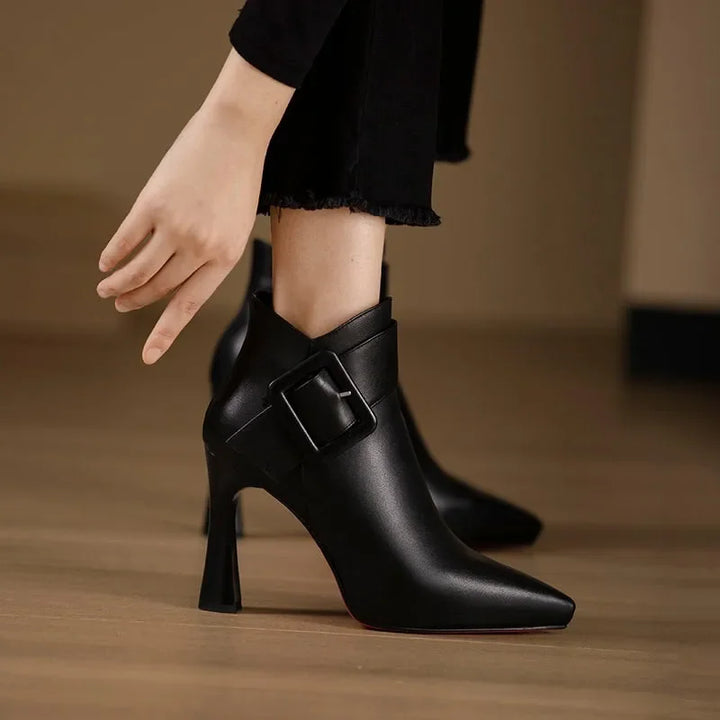 VANESS |  Ankle Buckle Boot