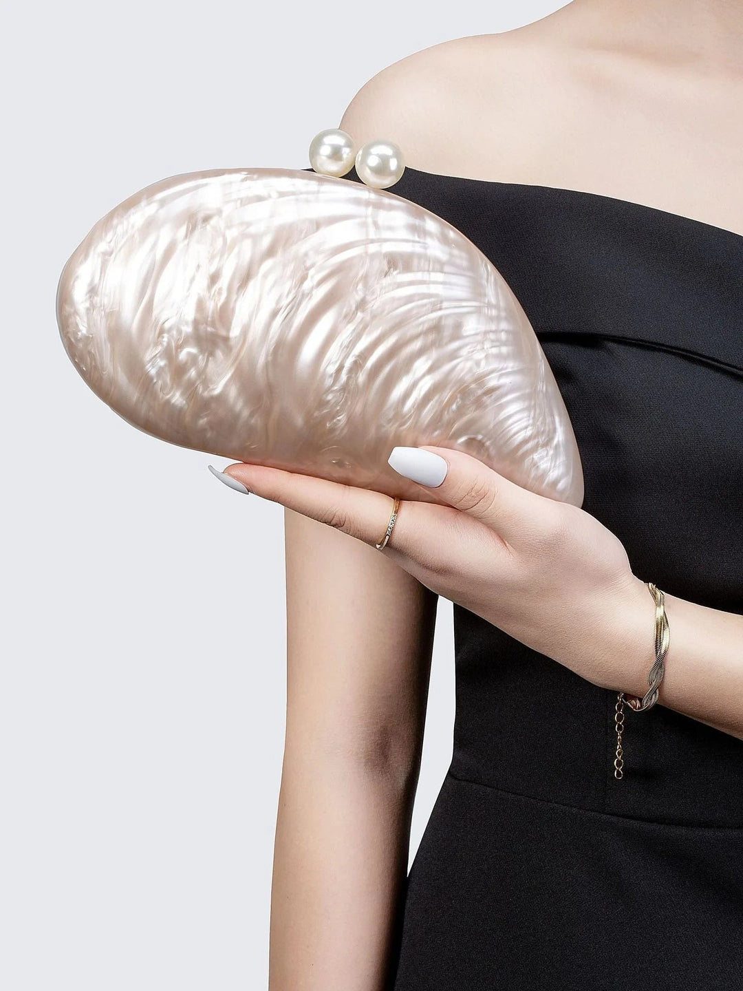 TINA | Shell-Shaped Clutch Purse